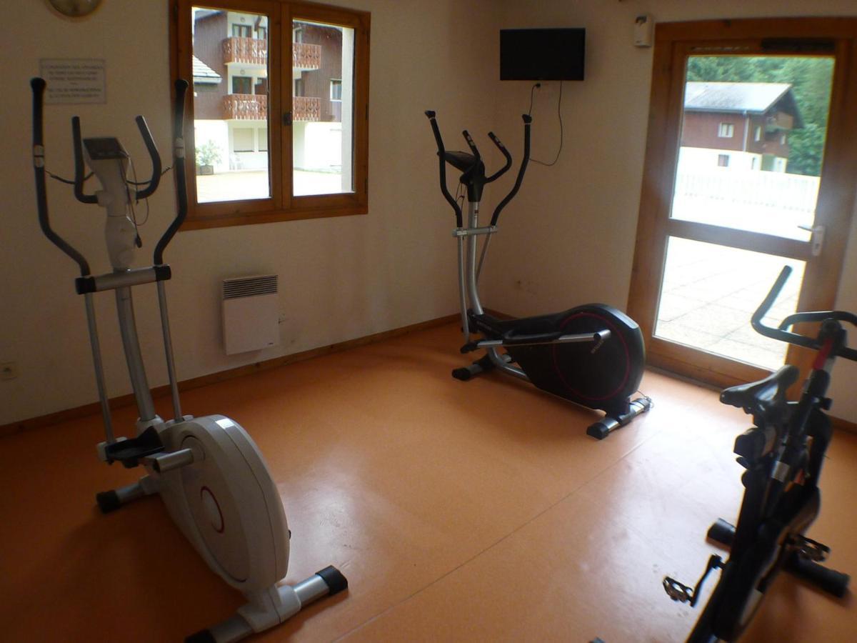 Studio Mansarde Avec Balcon, Piscine Et Parking Souterrain A Samoens - Fr-1-629-92 Dış mekan fotoğraf